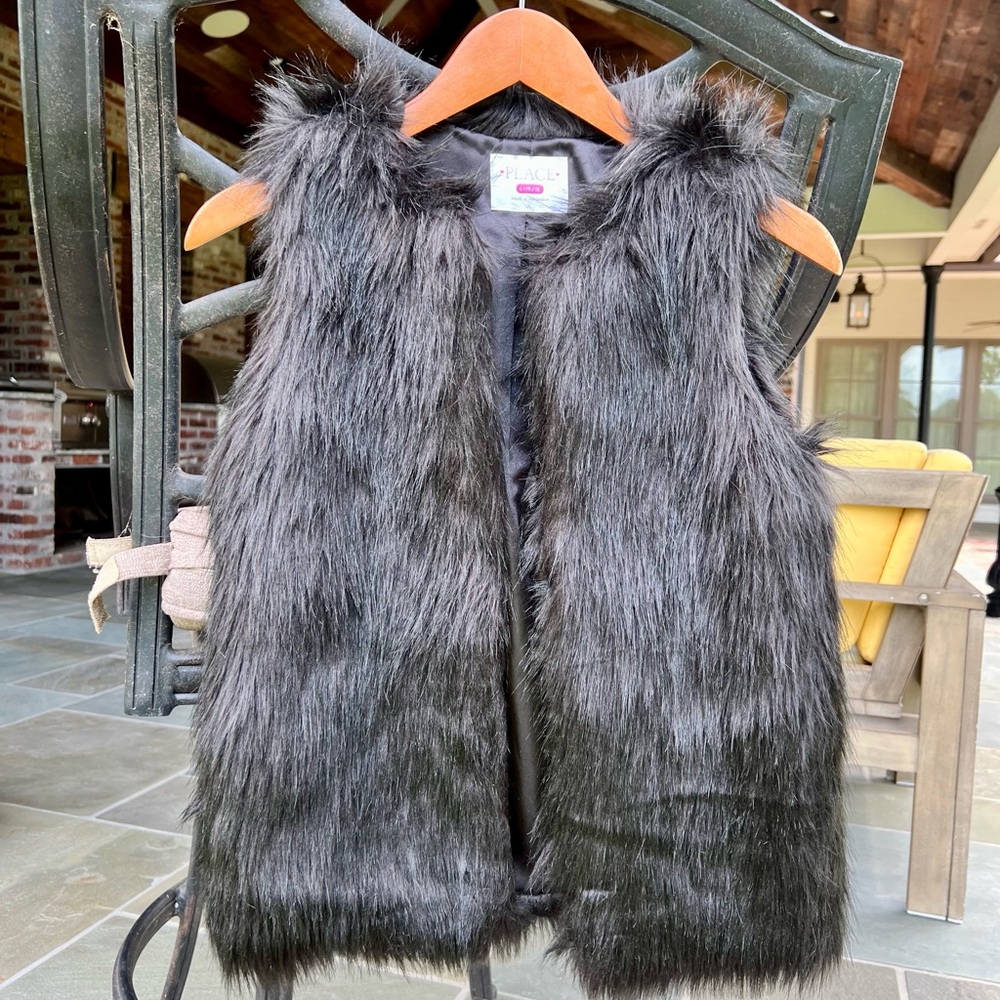 NWT Black Faux Fur Vest